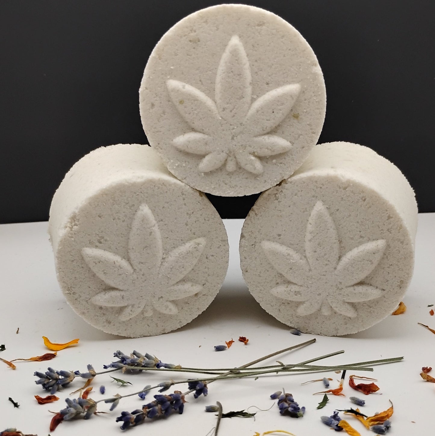 CBD Bath Bombs 7oz (198g)